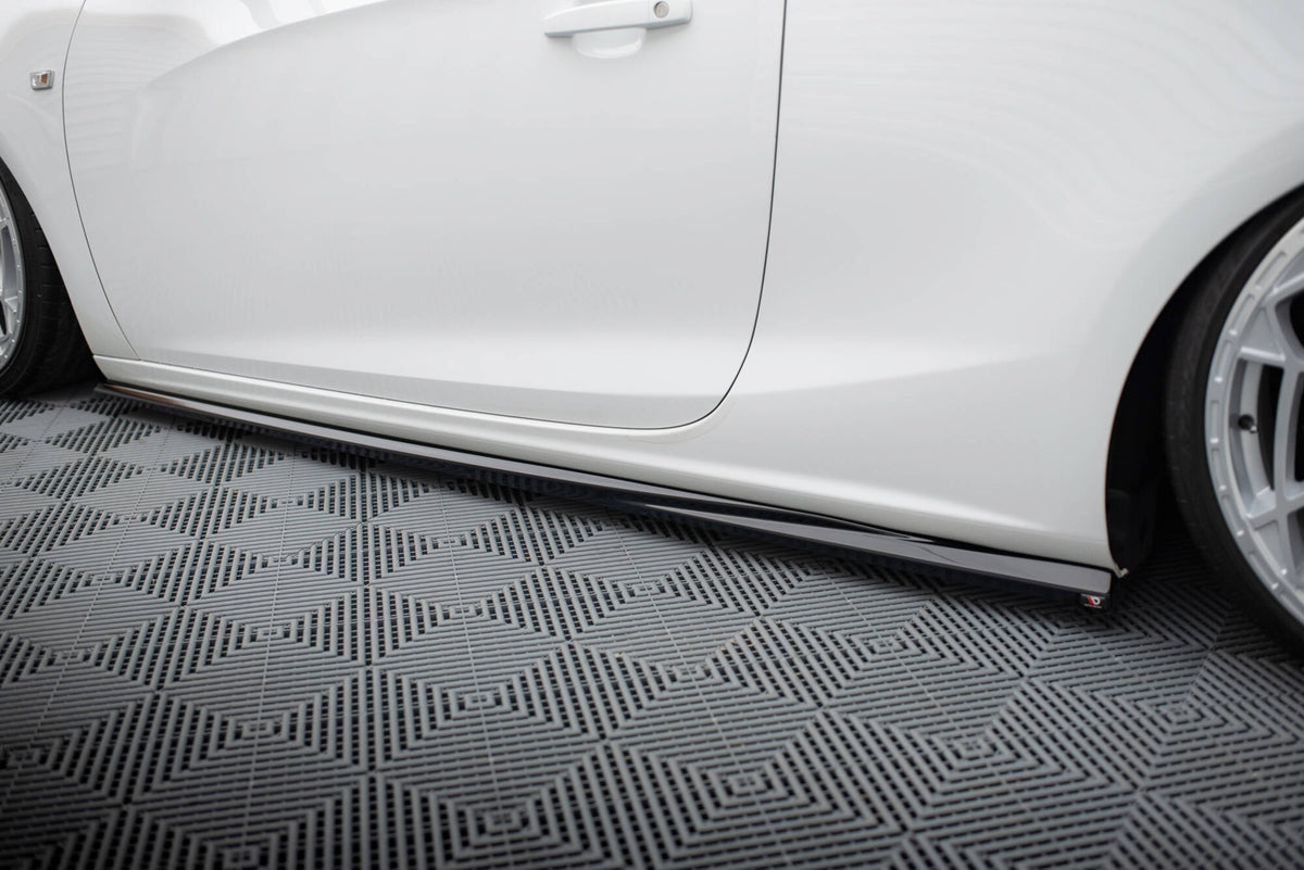 Side Skirts Diffusers Opel Cascada