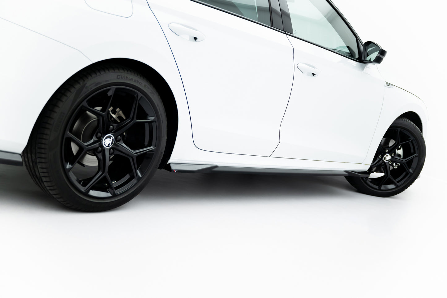 Side Skirts Diffusers Skoda Octavia Sportline Liftback / Combi Mk4 Facelift