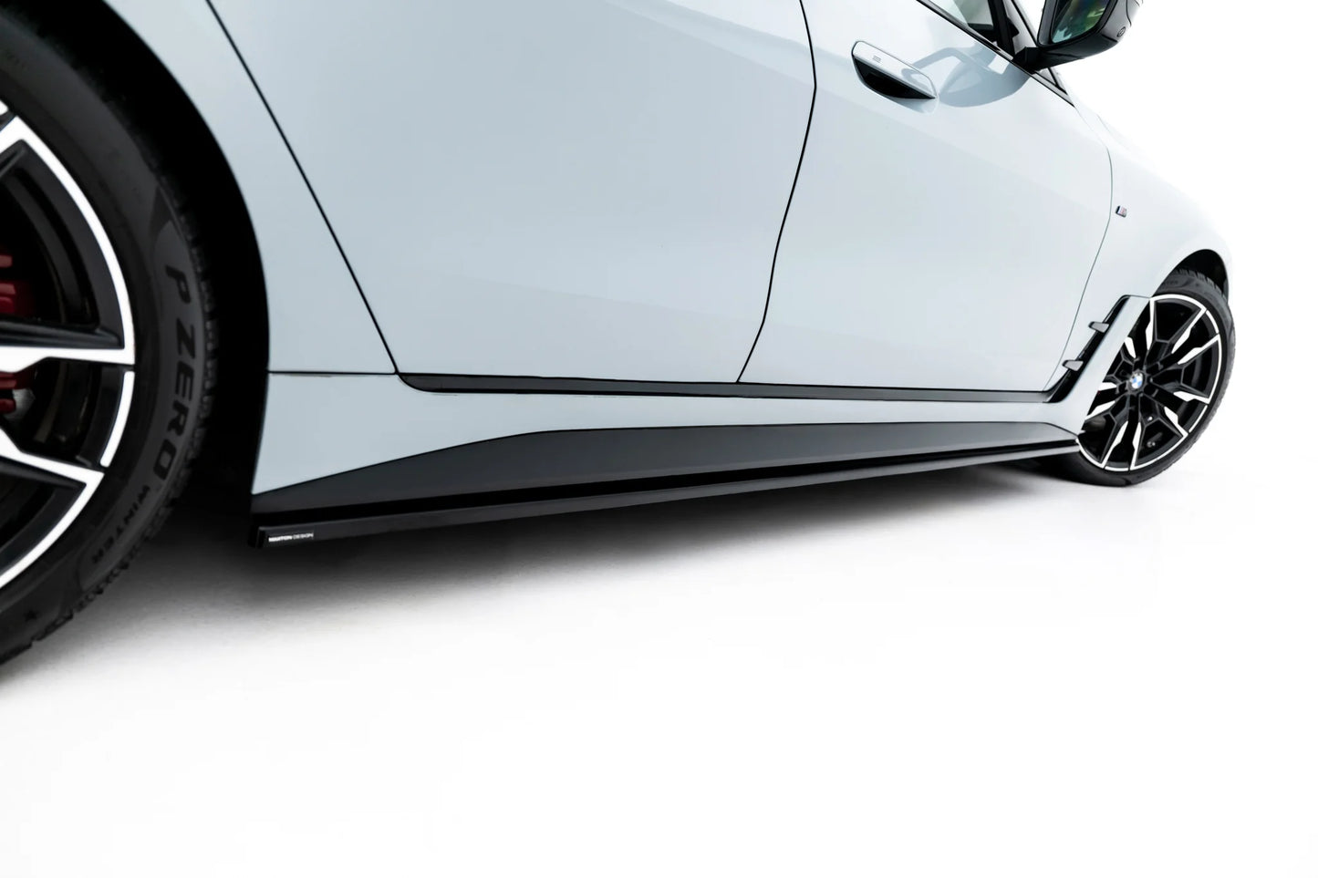 Side Skirts Diffusers V.1 BMW 4 Gran Coupe M-Pack / M440i G26