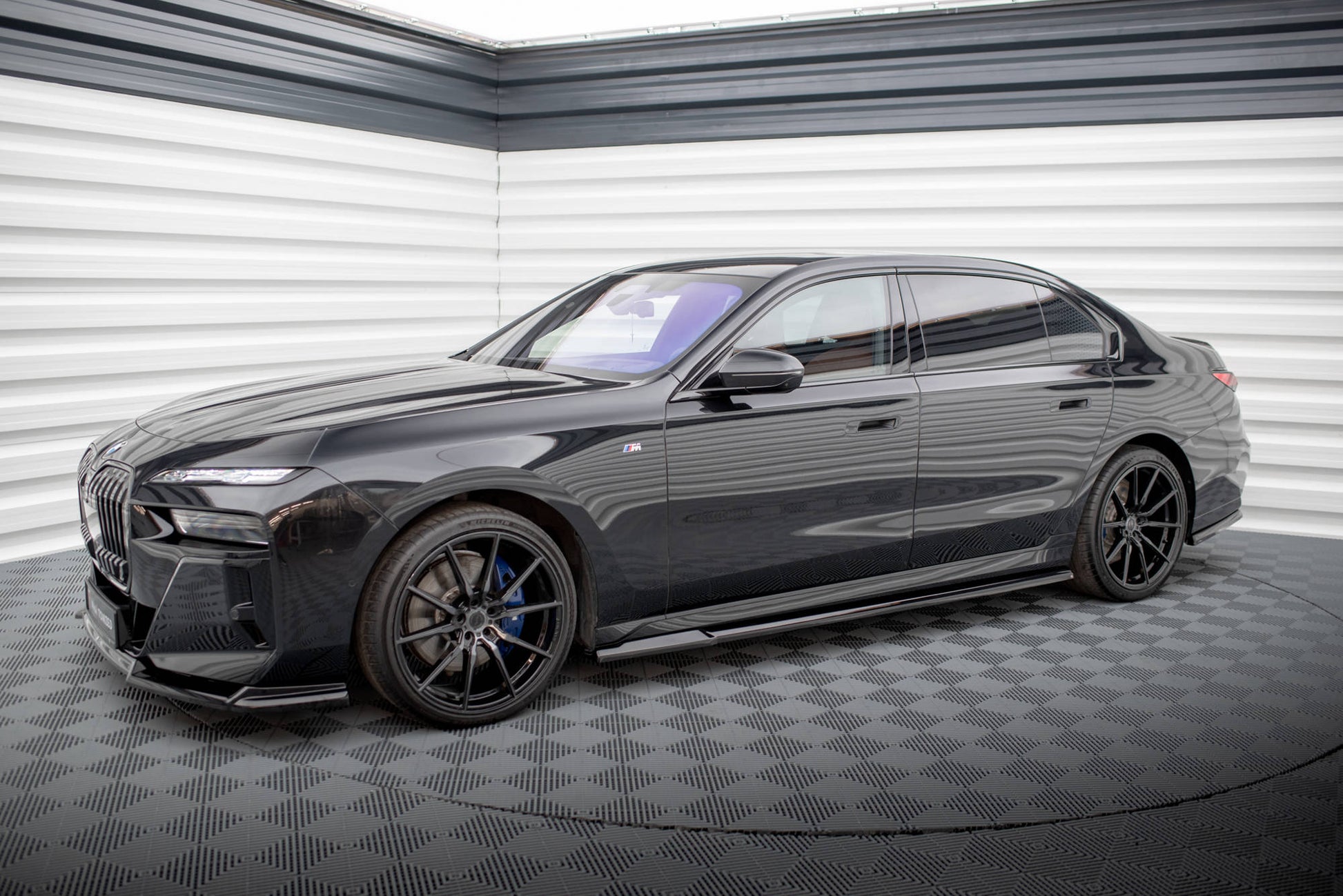 Side Skirts Diffusers V.1 BMW 740d xDrive M-pack / 740i xDrive M-Pack G70