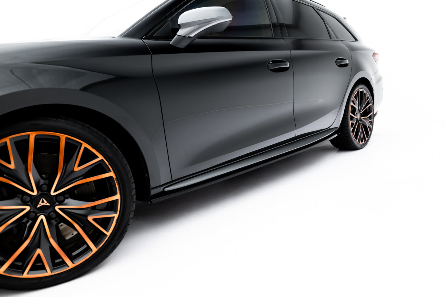Side Skirts Diffusers V.1 Cupra Leon ST / Hatchback  Aero Mk1 Facelift
