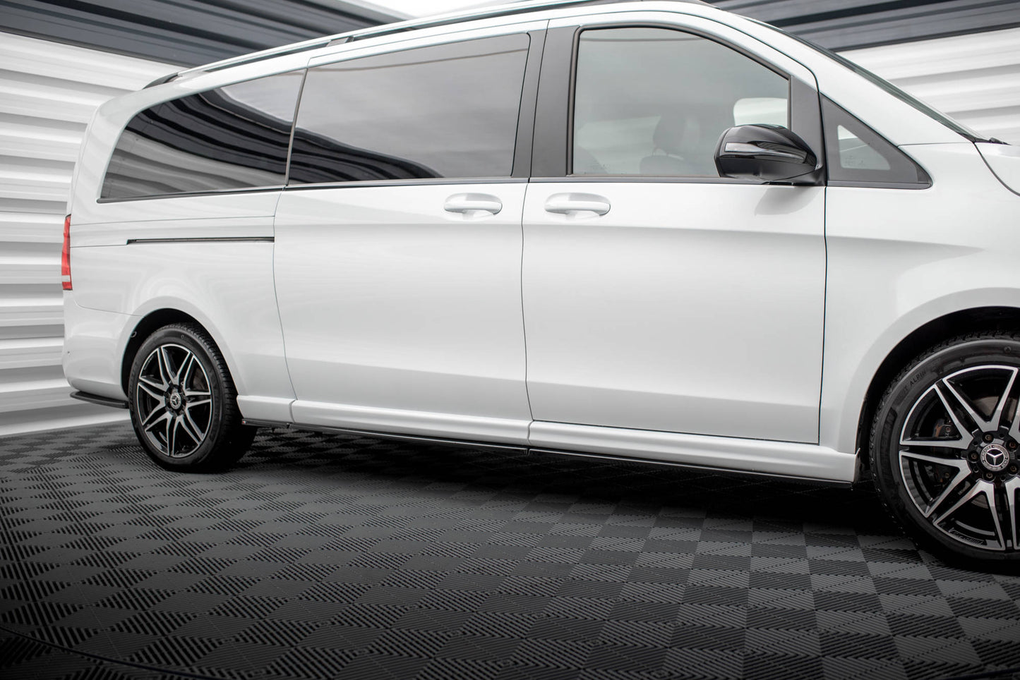 Side Skirts Diffusers V.1 Mercedes-Benz V-Class Extra Long AMG-Line W447