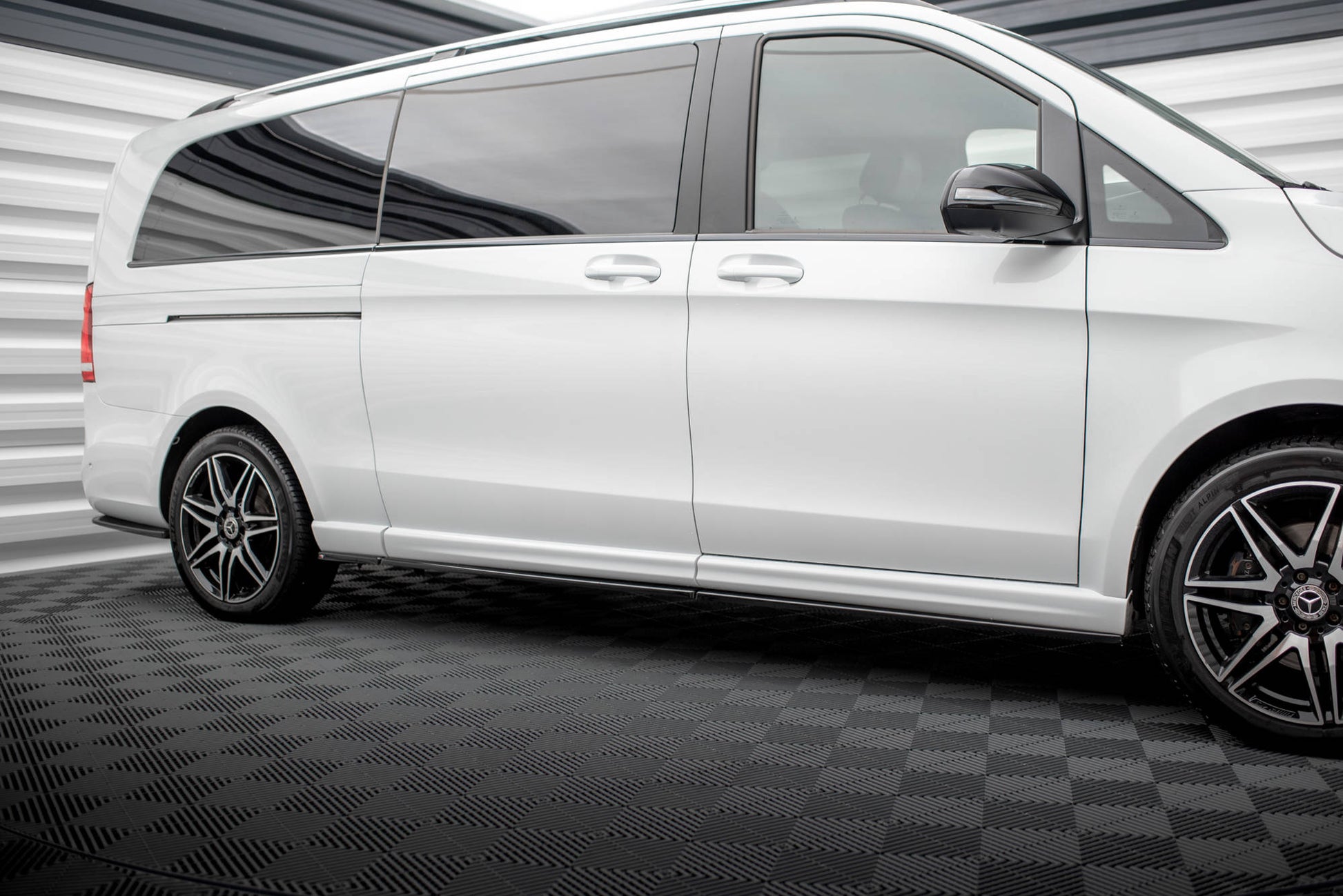 Side Skirts Diffusers V.1 Mercedes-Benz V-Class Extra Long AMG-Line W447