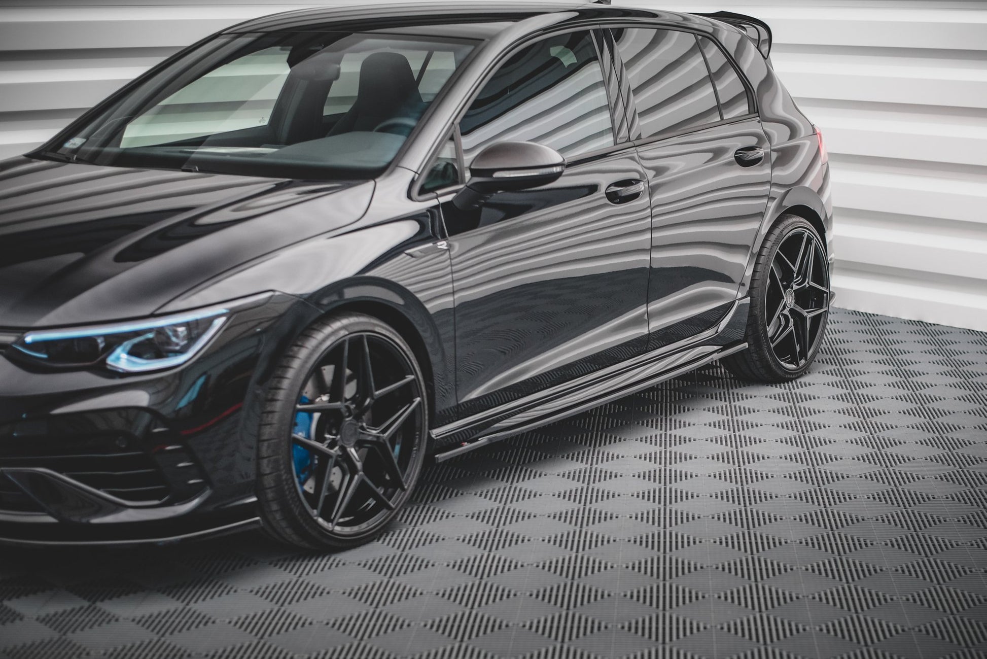 Side Skirts Diffusers V.1 Volkswagen Golf R Hatchback Mk8