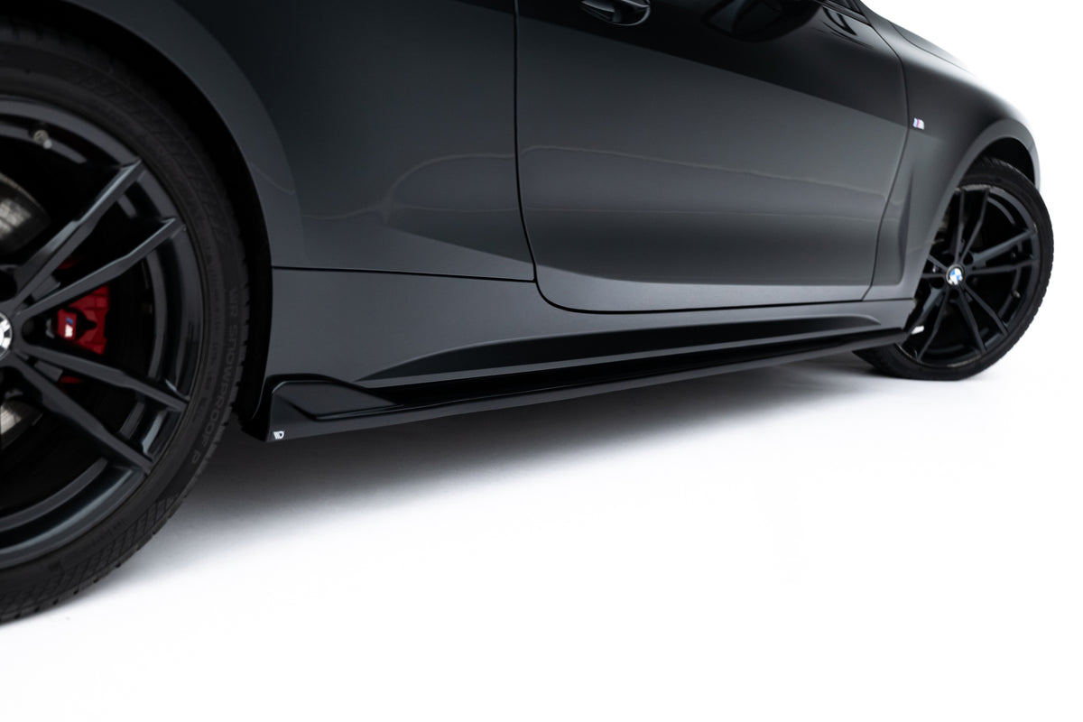 Side Skirts Diffusers V.2 BMW 4 M-Pack / M440i G22 / G23 / G22 Facelift / G23 Facelift