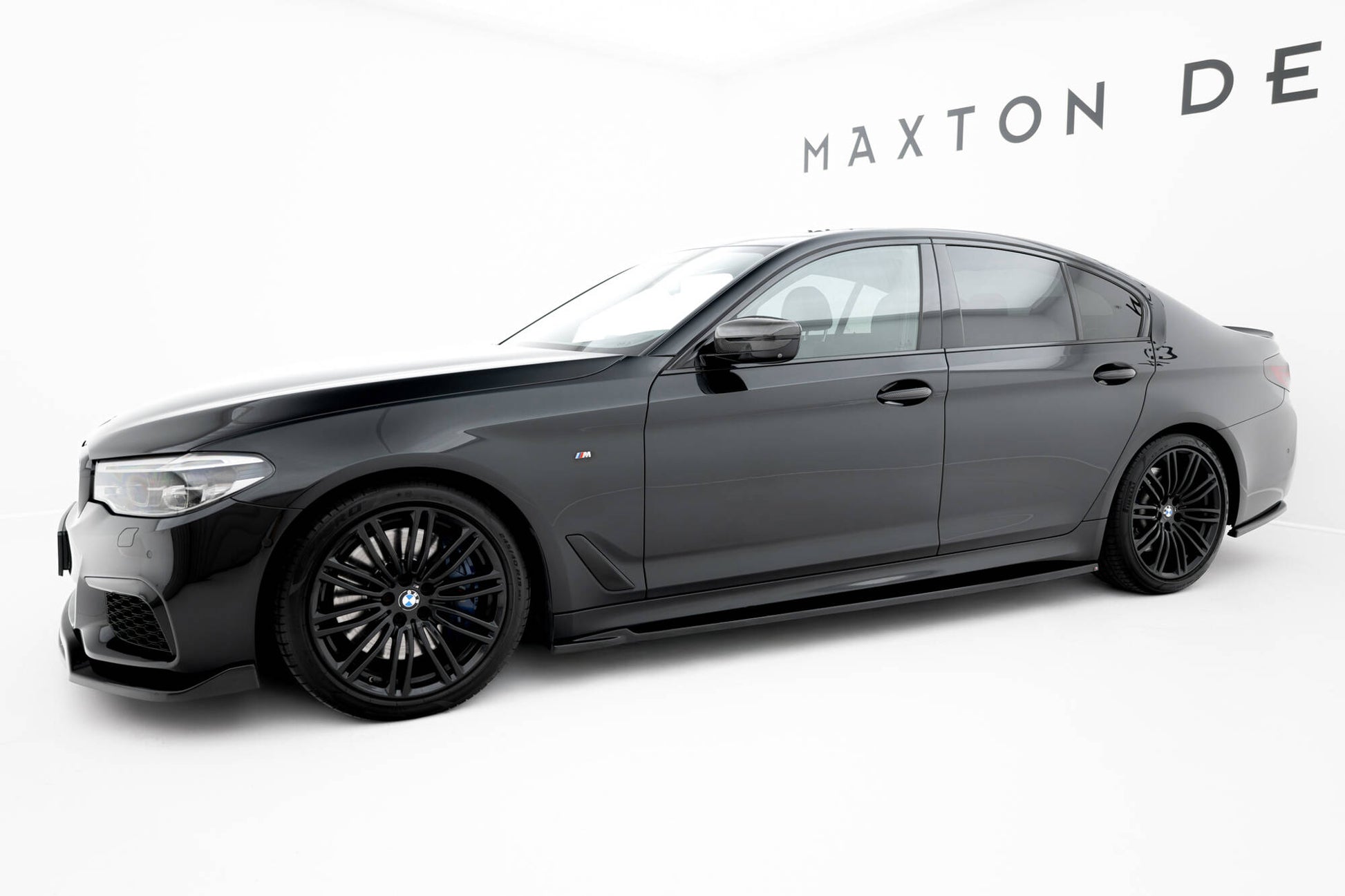 Side Skirts Diffusers V.2 BMW M550i / M550d Sedan / Touring G30 / G30 Facelift