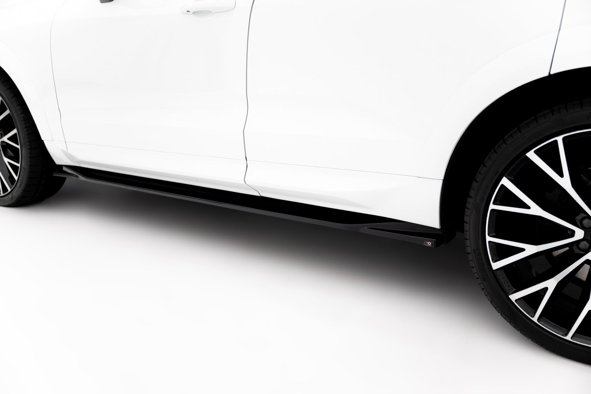 Side Skirts Diffusers Volvo XC60 Mk2 R-Design