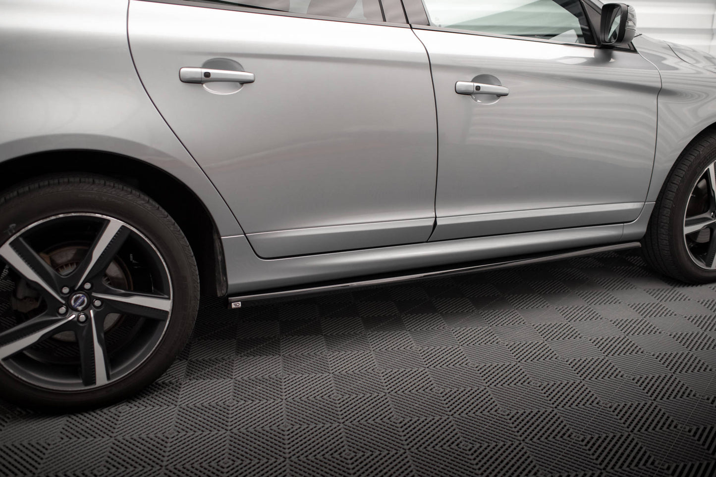 Side Skirts Diffusers Volvo XC60 Mk1 Facelift