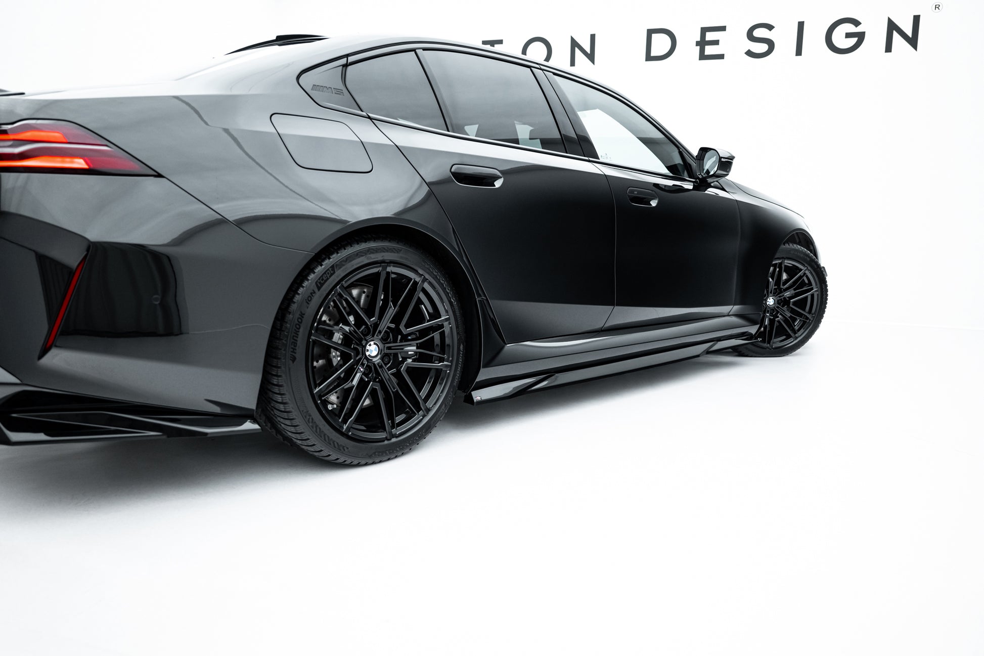 Side skirts Diffusers BMW M5 Sedan / Touring G90
