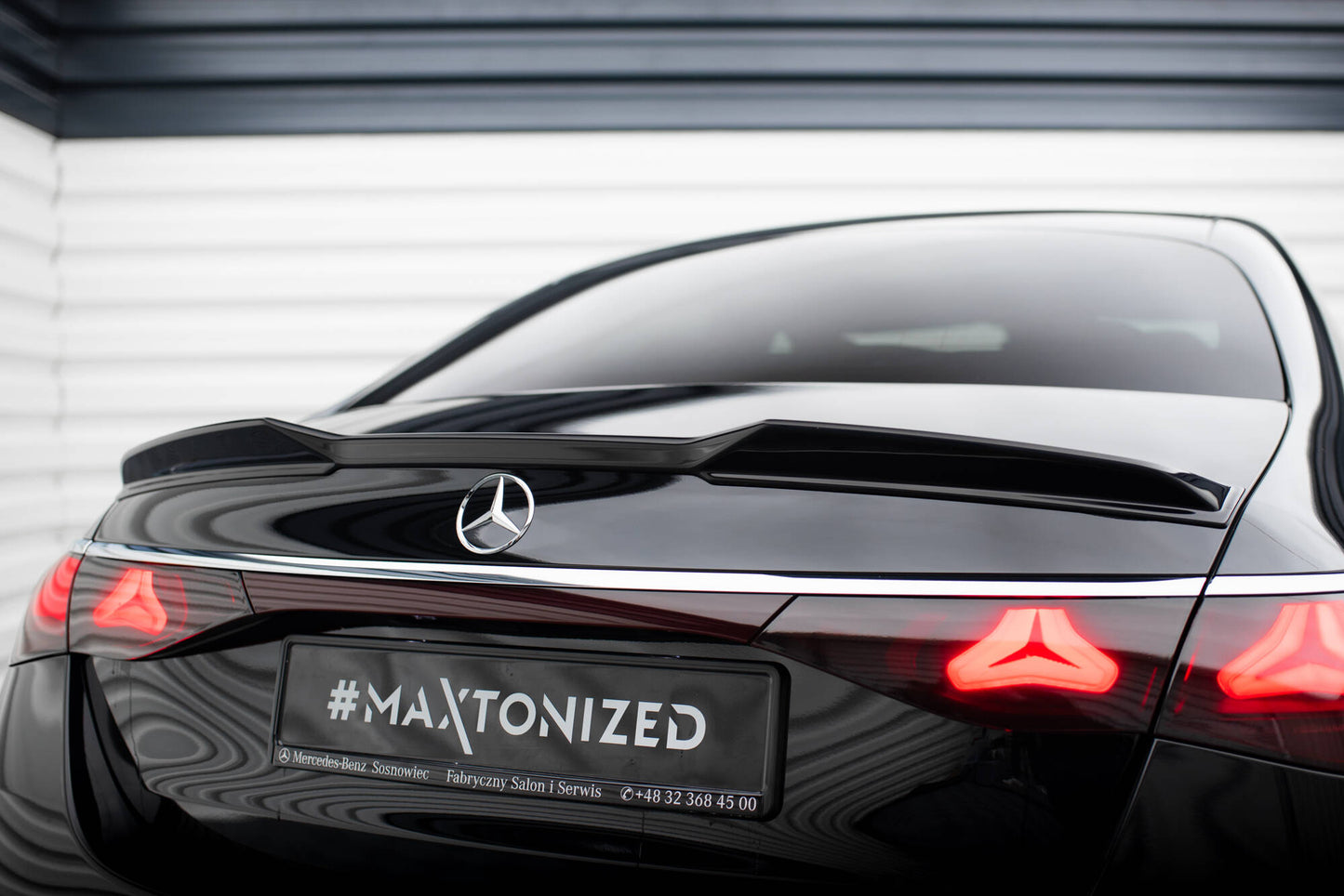 Spoiler Cap 3D Mercedes-Benz E AMG-Line / E53 AMG Sedan W214