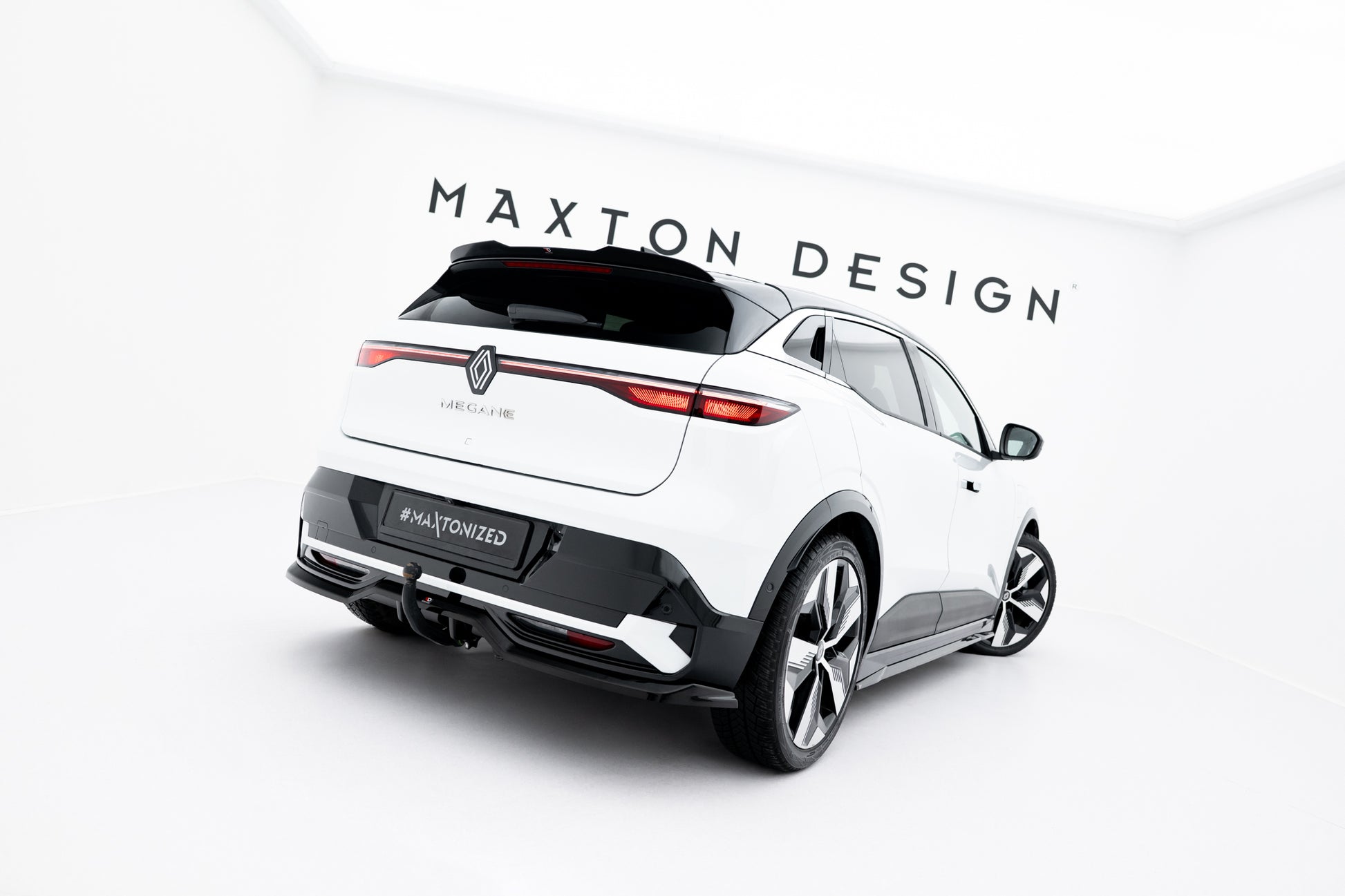 Spoiler Cap Renault Megane E-Tech Electric Mk1
