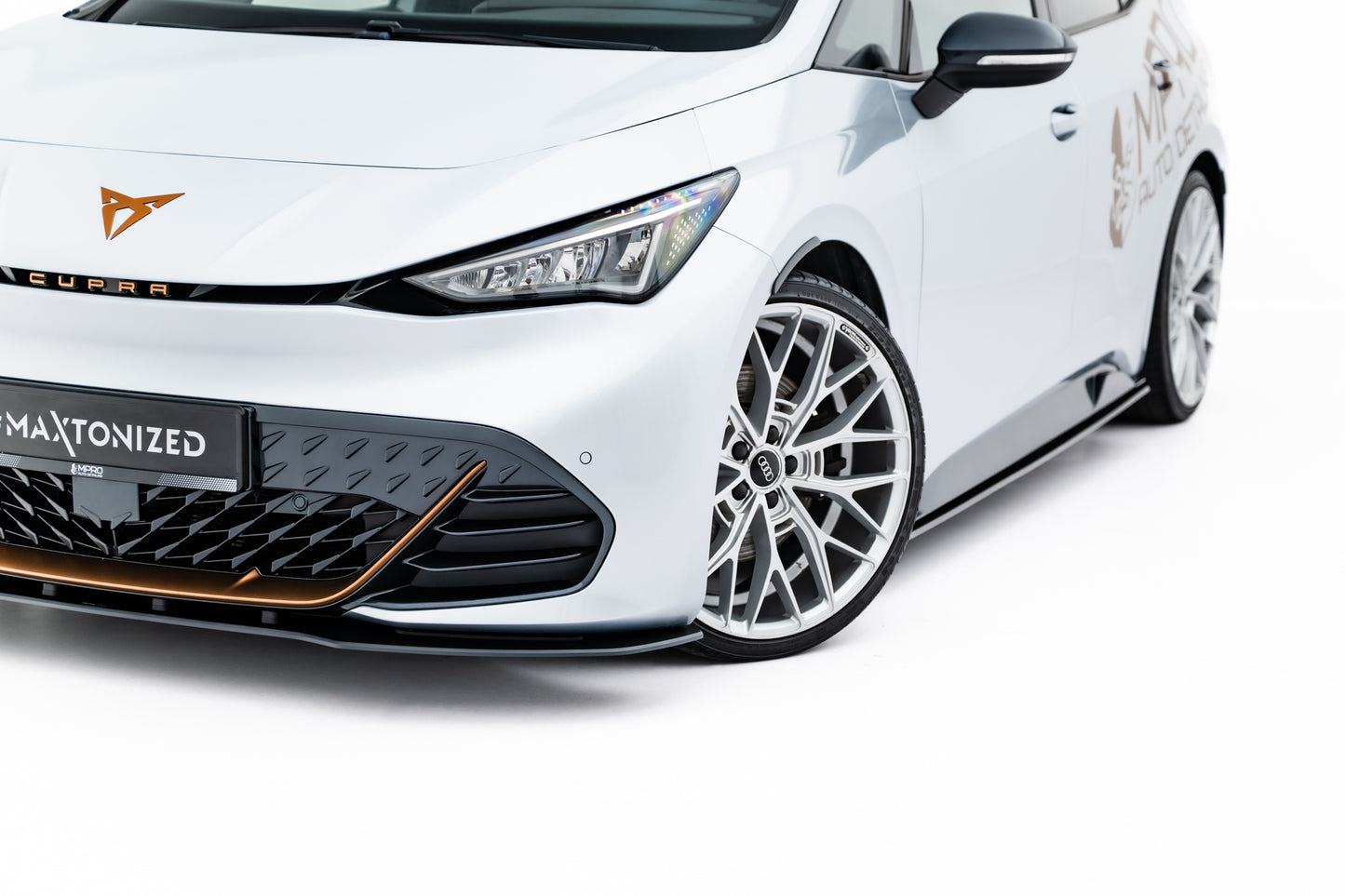 Street Pro Front Splitter Cupra Born Mk1