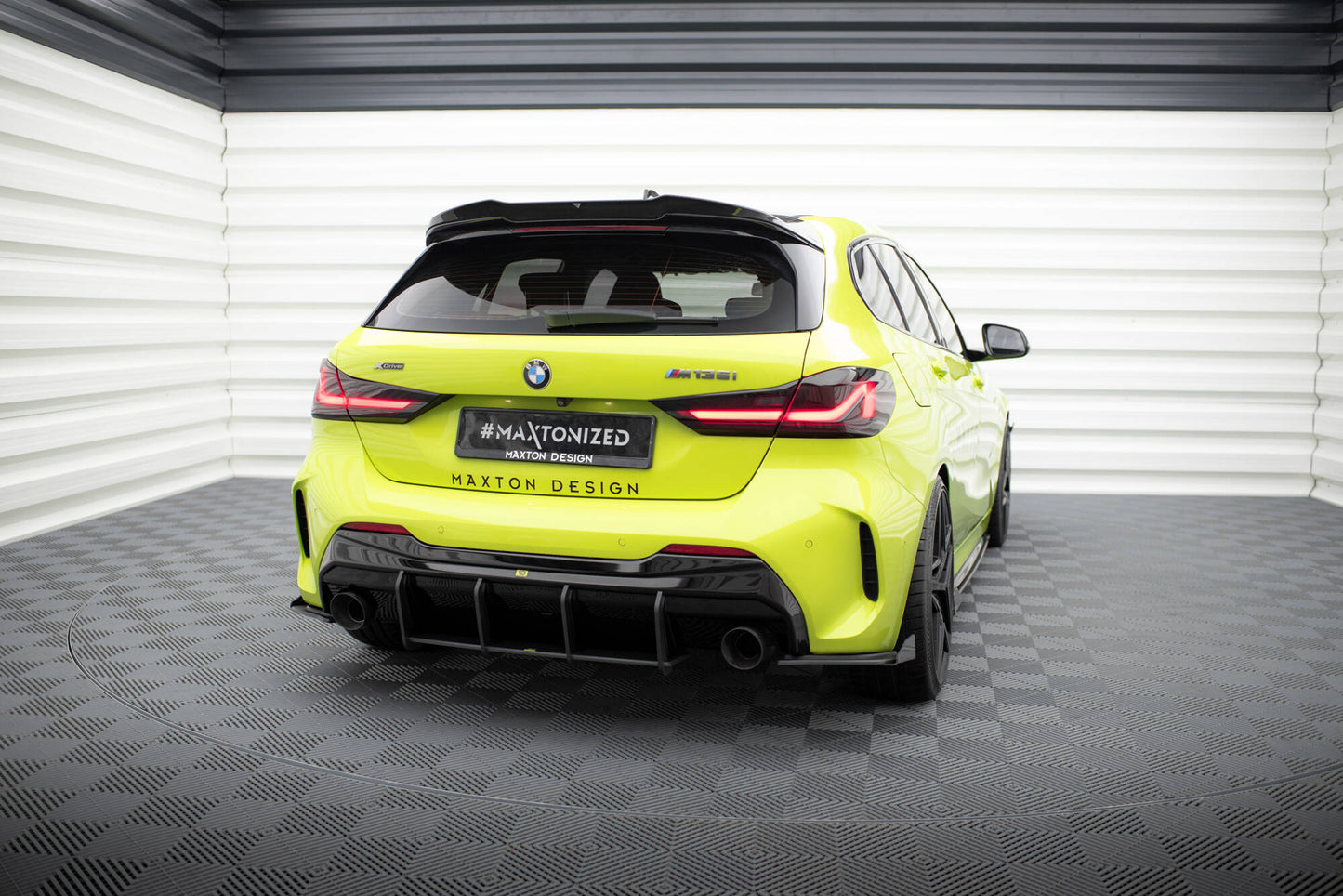 Street Pro Rear Diffuser V.1 BMW 1 M-Pack / M135i / 128ti F40