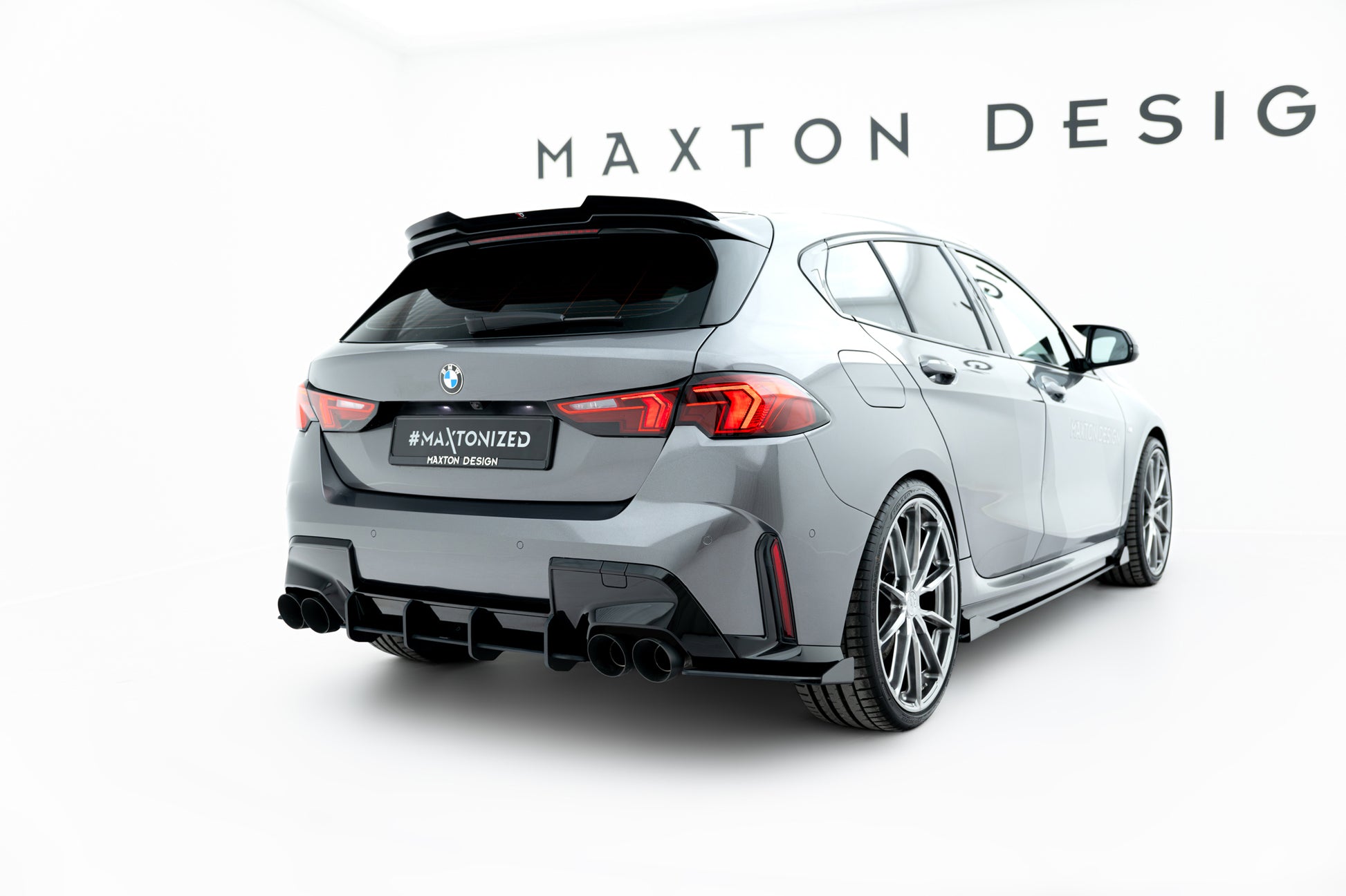 Street Pro Rear Side Splitters V.1 + Flaps BMW M135i F70