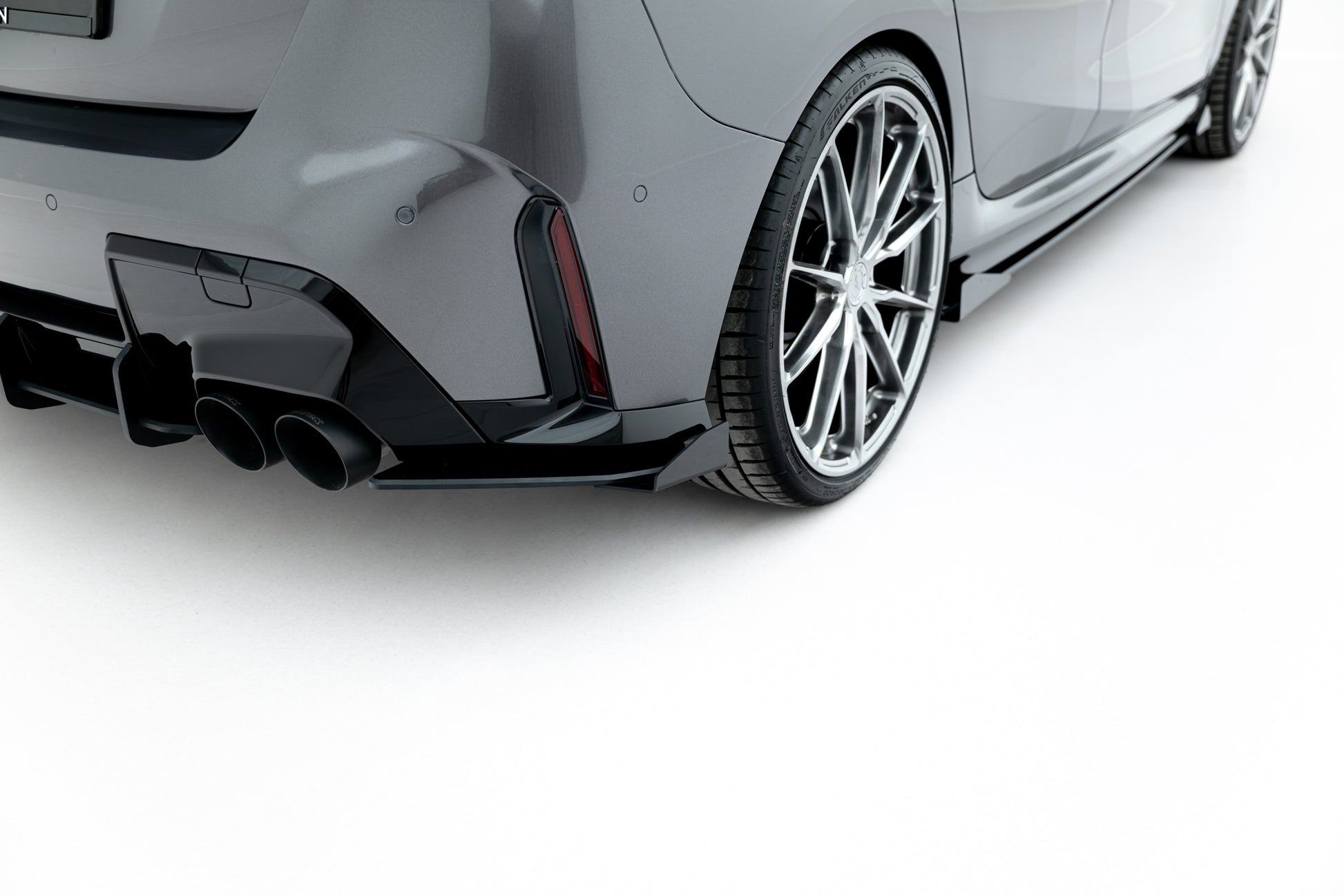 Street Pro Rear Side Splitters V.1 + Flaps BMW M135i F70