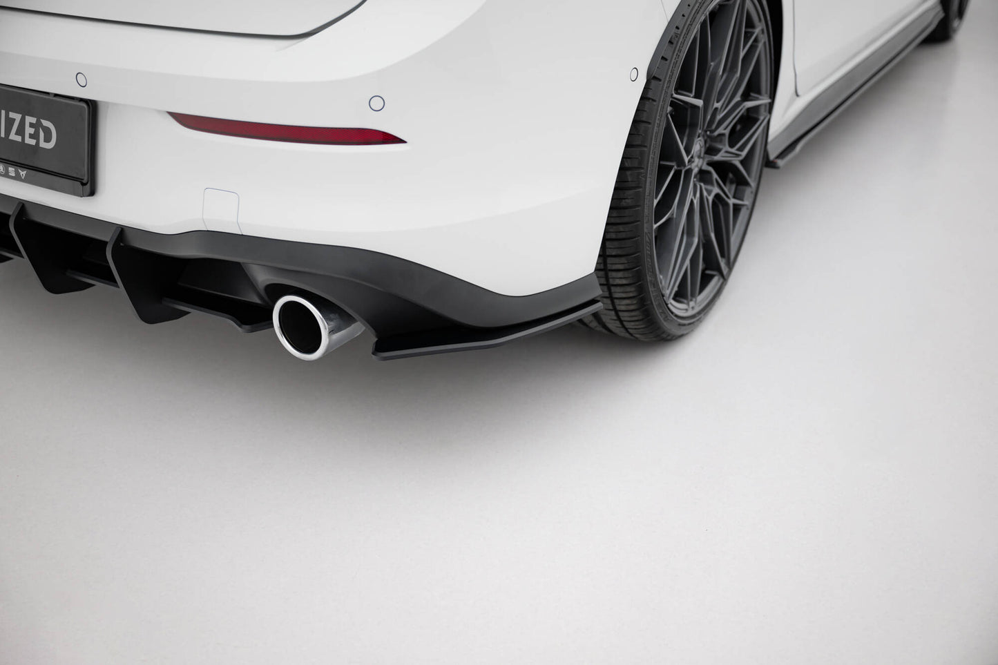 Street Pro Rear Side Splitters V.1 Volkswagen Golf GTI / GTE / R-Line Mk8