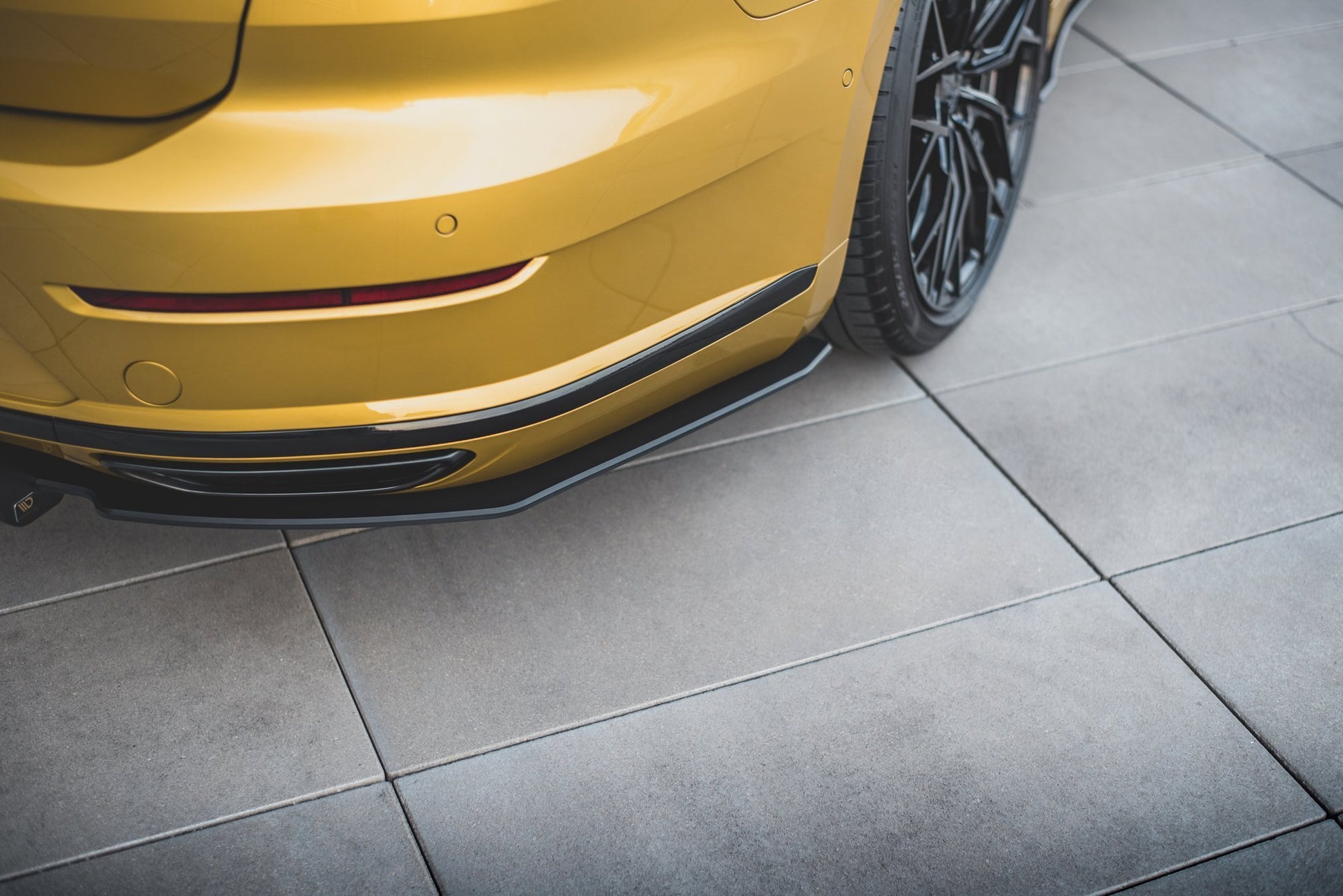 Street Pro Rear Valance Volkswagen Arteon R-Line Sedan / Shooting Brake Mk1