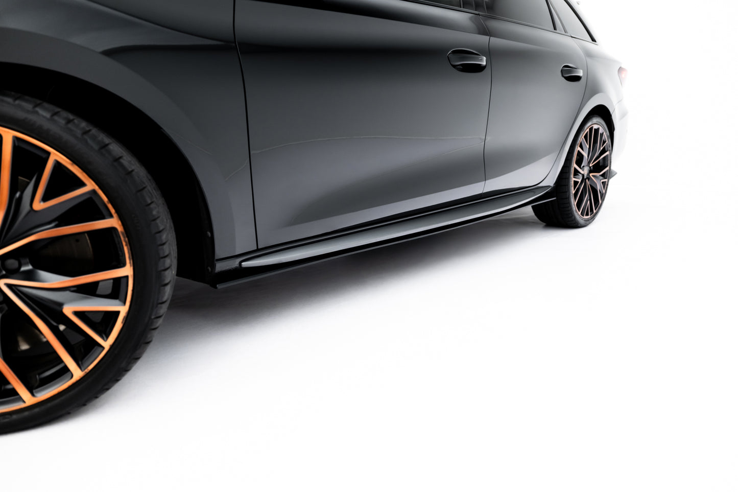 Street Pro Side Skirts Diffusers Cupra Leon ST / Hatchback Aero Mk1 / Mk1 Facelift