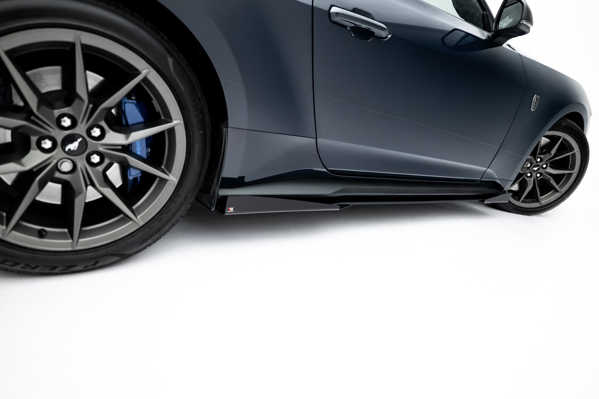 Street Pro Side Skirts Diffusers + Flaps Ford Mustang Dark Horse Mk7