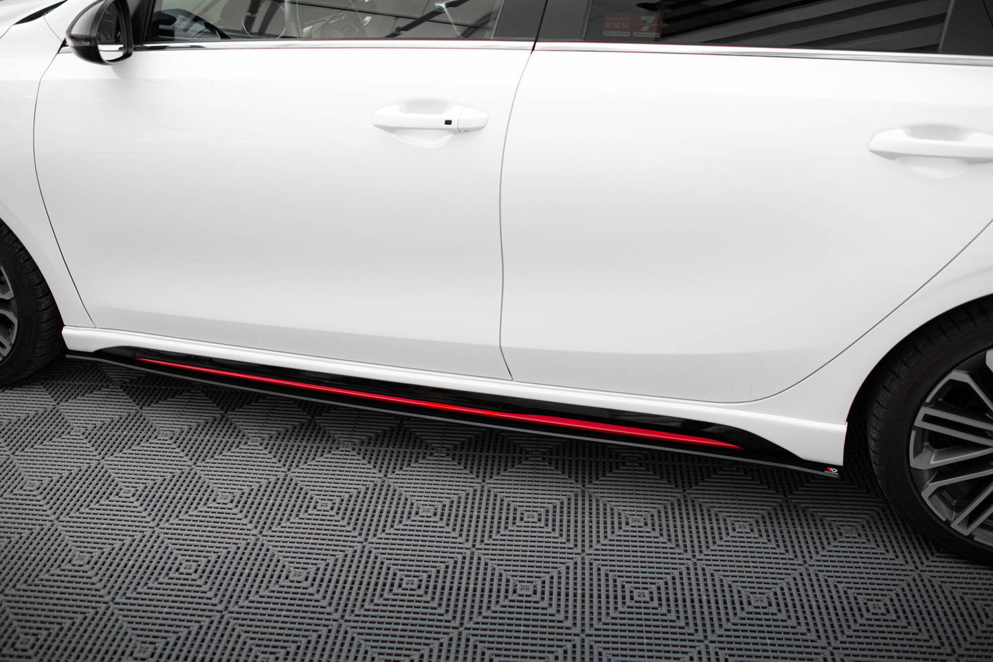 Street Pro Side Skirts Diffusers Kia Ceed GT Mk3 / Proceed Mk1