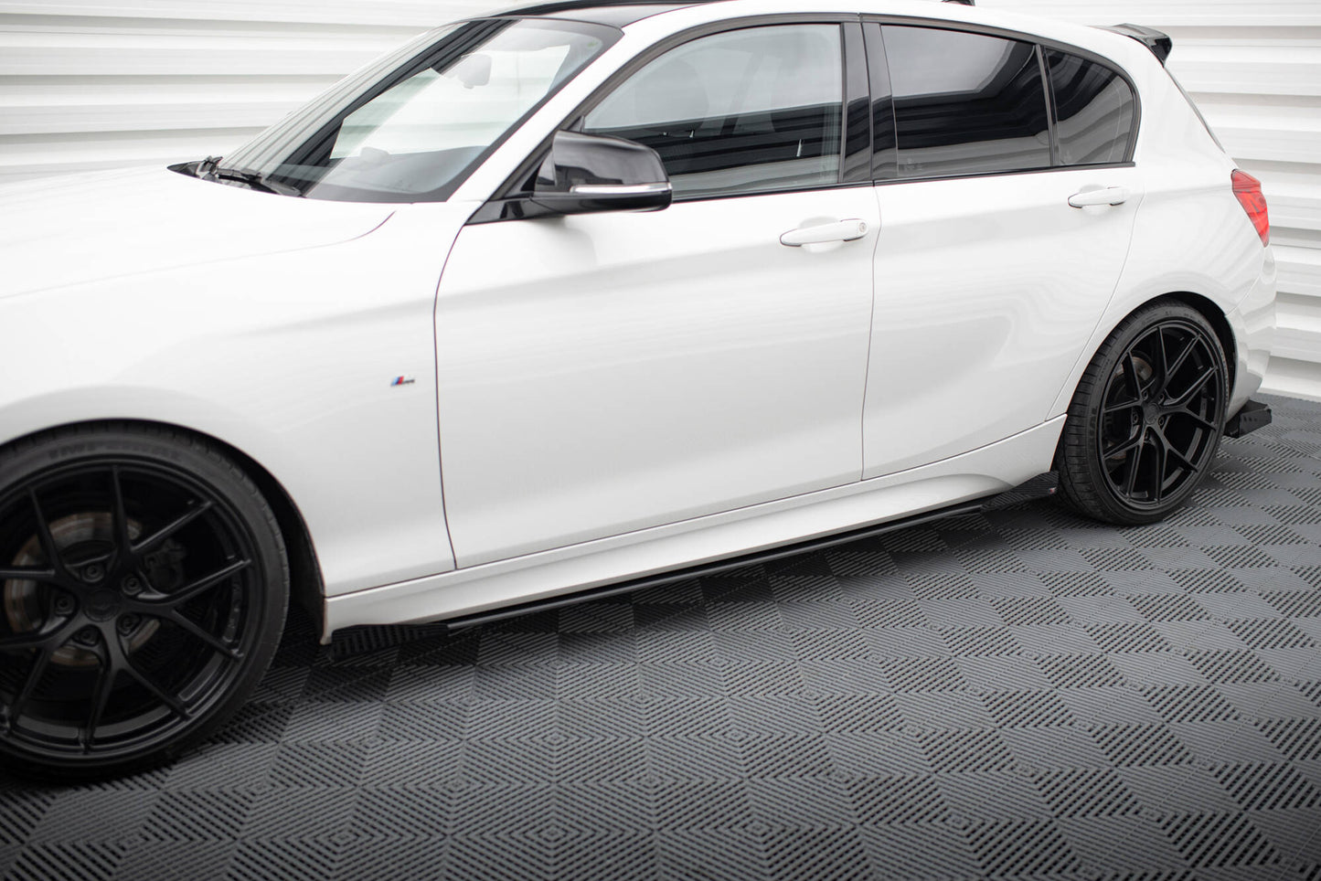 Street Pro Side Skirts Diffusers V.2 + Flaps for BMW 1 F20 M135i / M140i / M-Pack